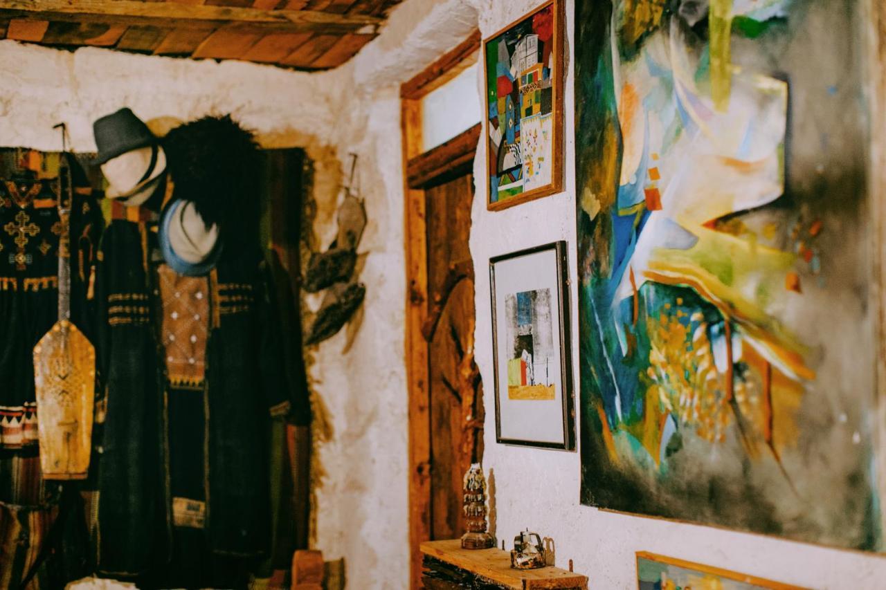Korsha Guesthouse Roshka المظهر الخارجي الصورة