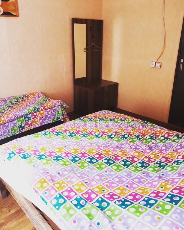 Korsha Guesthouse Roshka المظهر الخارجي الصورة