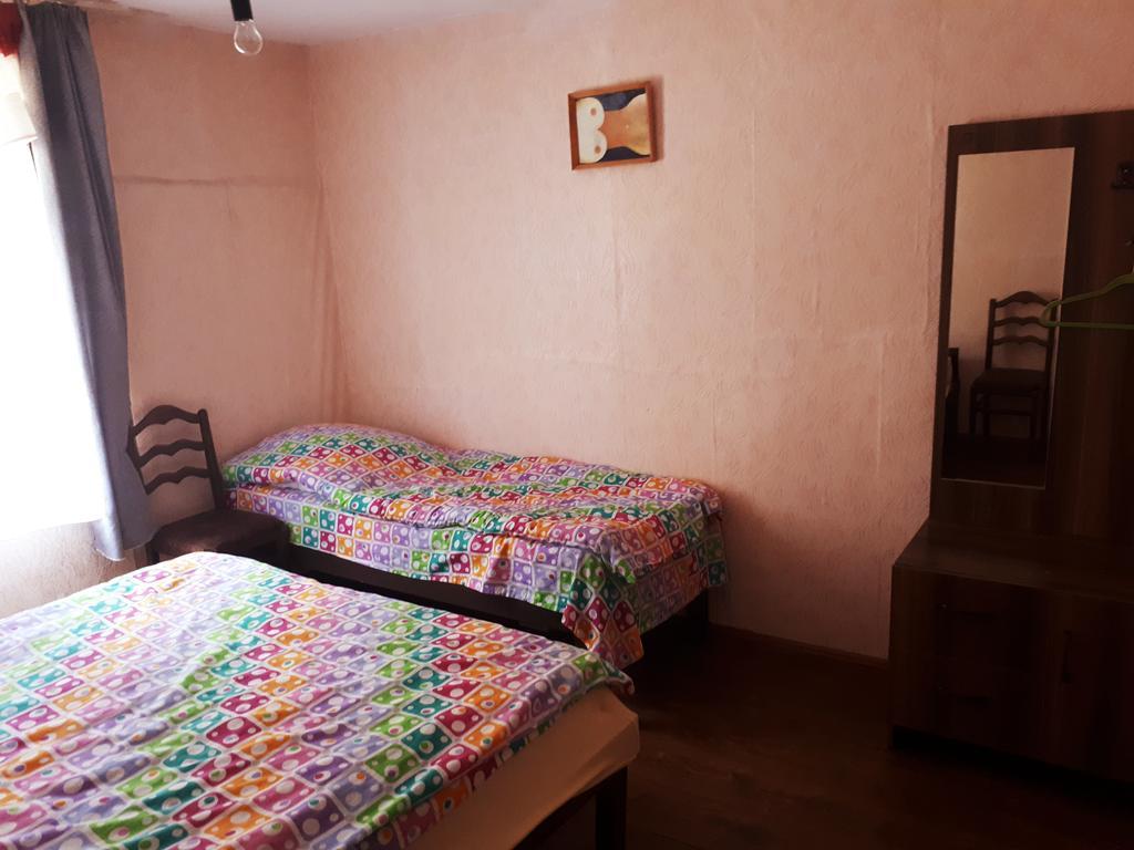Korsha Guesthouse Roshka المظهر الخارجي الصورة